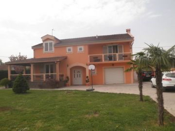 Family house, Sale, Podgorica, Zabjelo