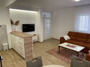 Flat in a house, Rent, Podgorica, Zagorič